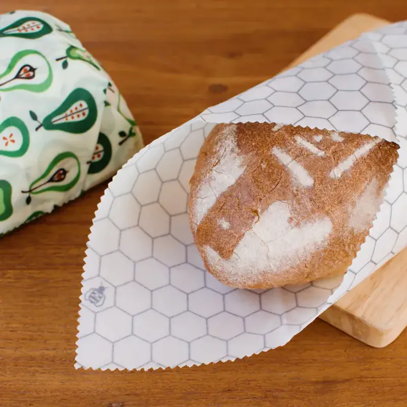 Beeswax Wrap Roll, Hexagonia 33 x 90cm / SuperBee