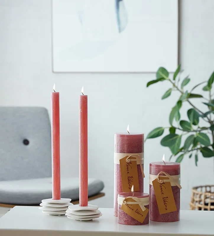 Lysestake til kronelys, Sandy Finish White / Lübech Living