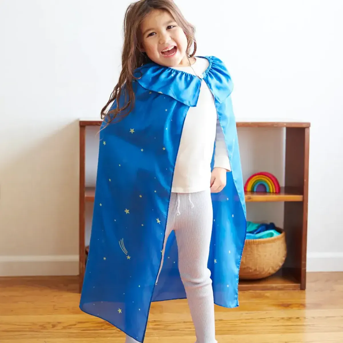 Kappe i silke, Stjener / Sarah´s Silks