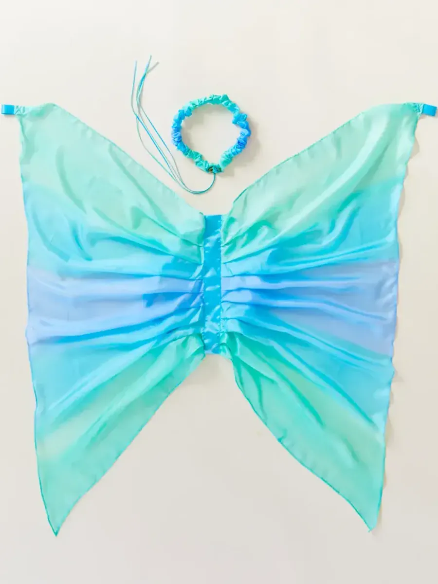 Vinger av silke, Sea / Sarah´s Silks